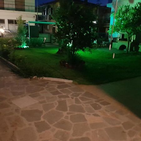 Magdalinos Apartments نيا سكيوني المظهر الخارجي الصورة