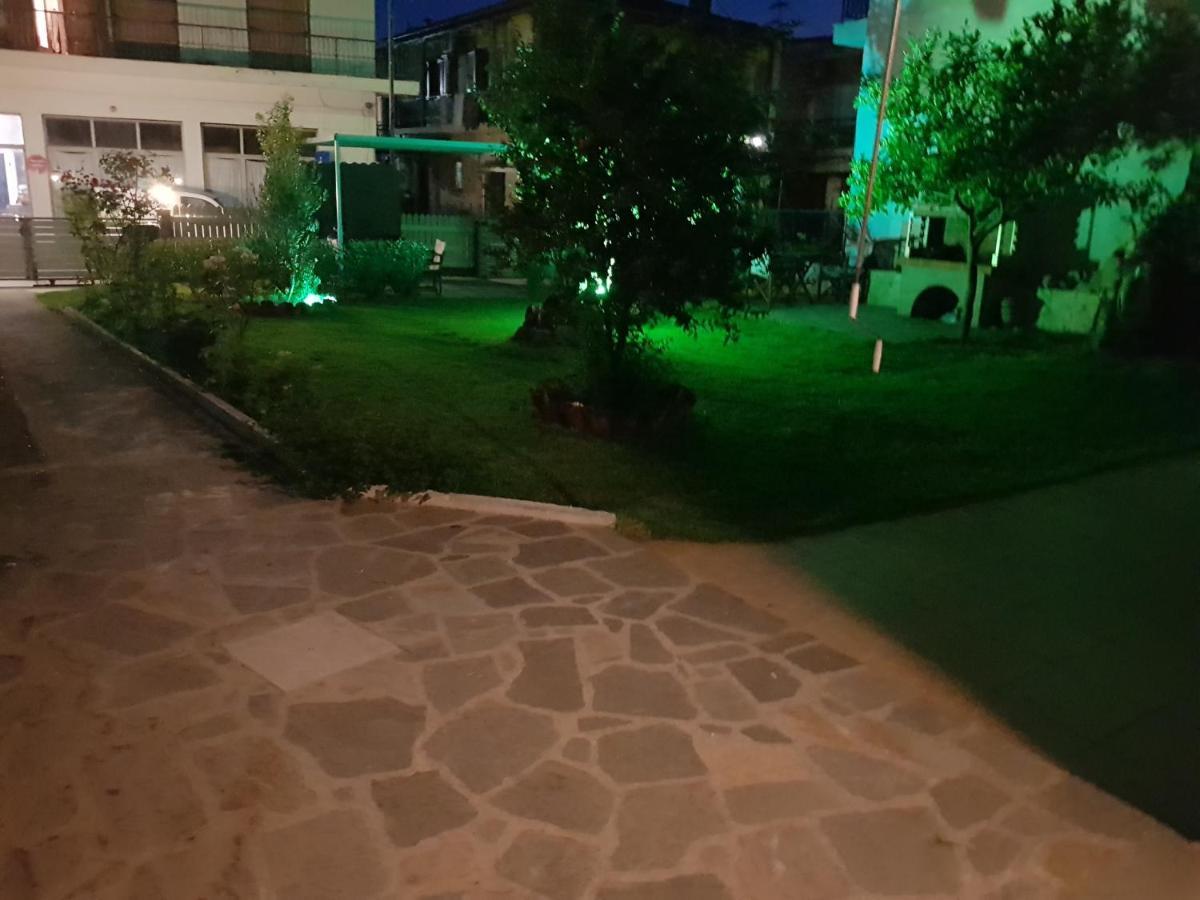 Magdalinos Apartments نيا سكيوني المظهر الخارجي الصورة